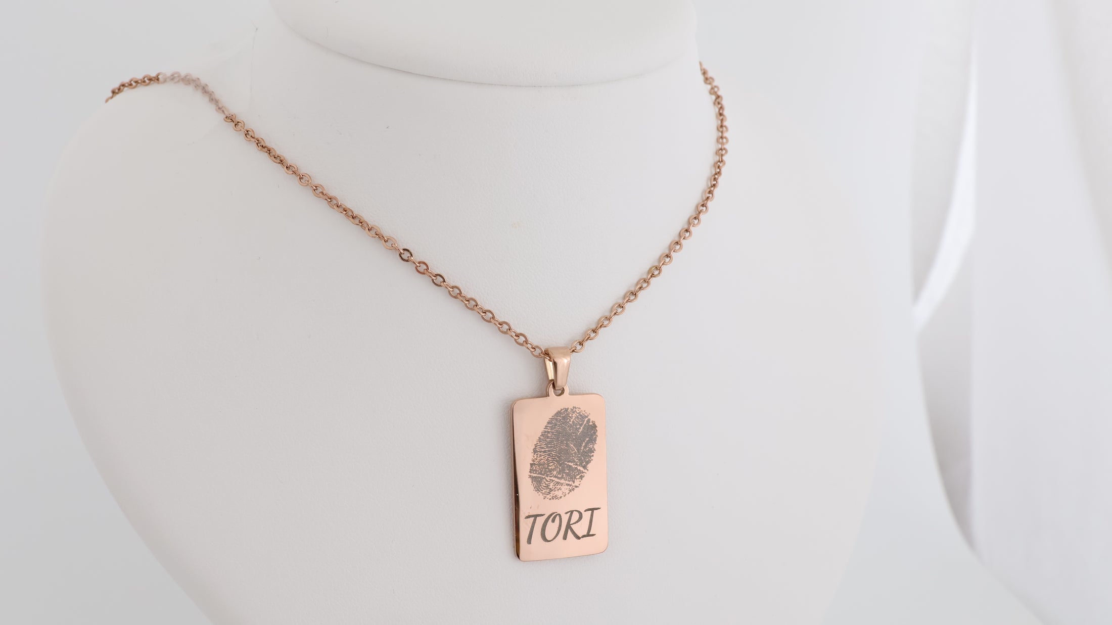 Stainless steel rectangle pendant with necklace